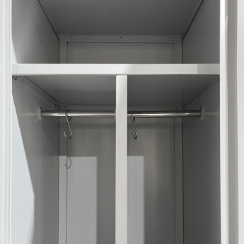 Vienvietīgs metāla garderobes skapis ar starpsienu Rehalt Systems 1800 x 400 x 500